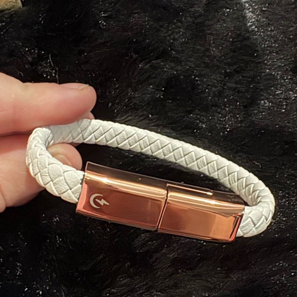 Torro Charging Bracelet
